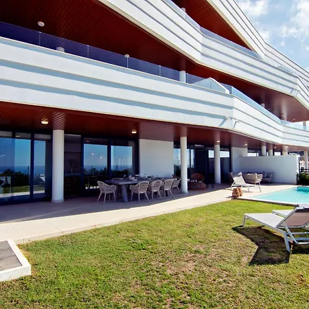 Mara's Higueron West - Luxury 4 Bedrooms Nordic Style - Private Pool * Fuengirola