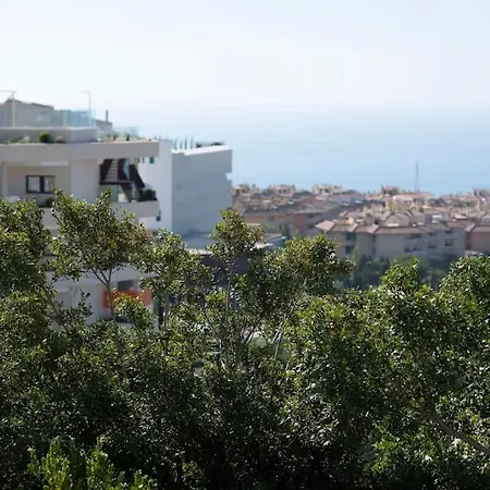 Mara's Higueron West - Luxury 4 Bedrooms Nordic Style - Private Pool * Fuengirola