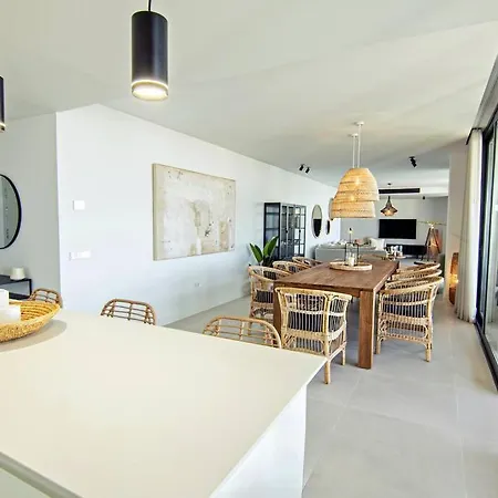Apartment Mara's Higueron West - Luxury 4 Bedrooms Nordic Style - Private Pool Fuengirola