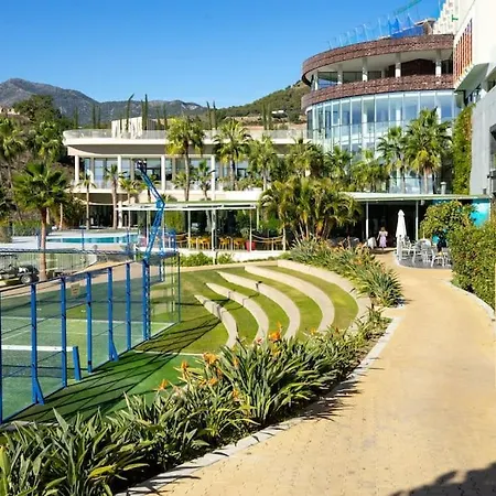 Mara's Higueron West - Luxury 4 Bedrooms Nordic Style - Private Pool Apartment *