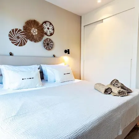 Mara's Higueron West - Luxury 4 Bedrooms Nordic Style - Private Pool * Fuengirola